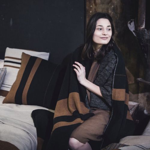 Oscar Throw 53"x87"- Libeco