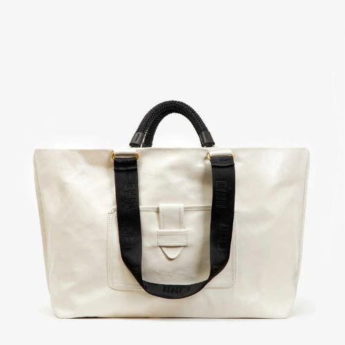 Grande Bateau Tote - Clare V