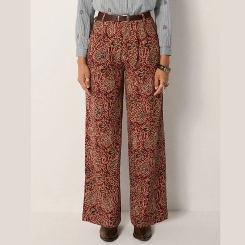 Johnny Walker Jimmy Pants - Maison Hotel