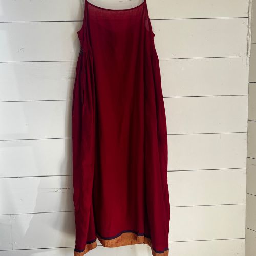 Rasa Slip Dress in Red - Injiri