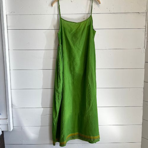 Rasa Slip Dress in Green - Injiri