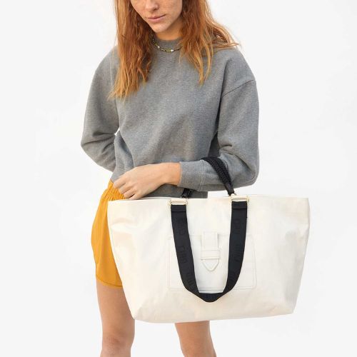 Grande Bateau Tote - Clare V