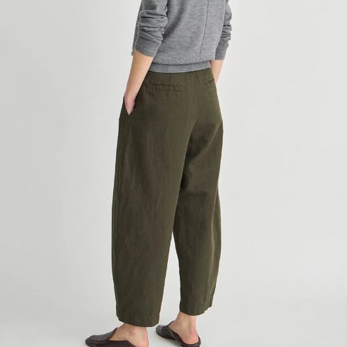 Petite Bari Crop Trouser in Rosin - Apiece Apart