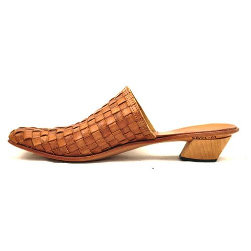 East-M Sandal - Camel -  Cydwoq