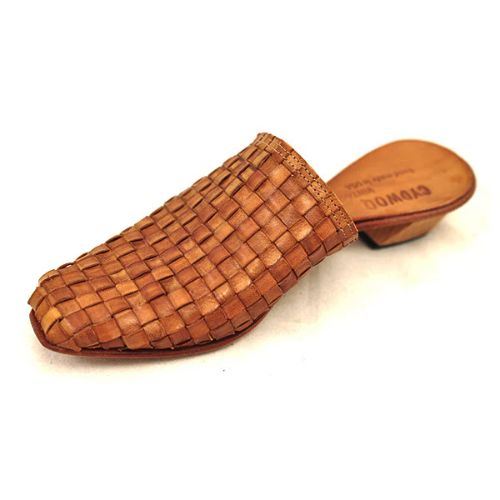 East-M Sandal - Camel -  Cydwoq