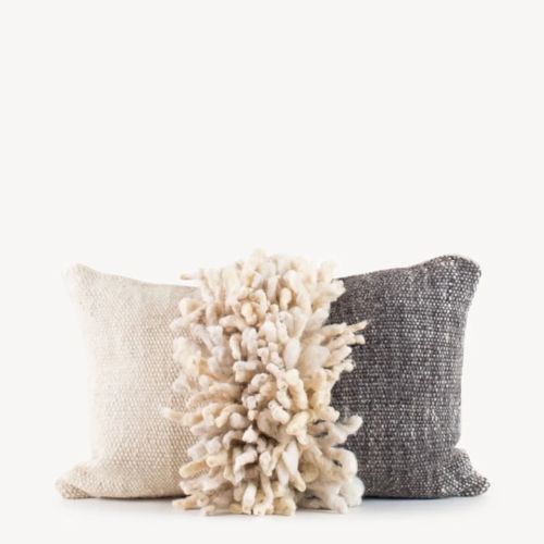 Makun Dreadlocks Pillow Cover 19x17 - Treko