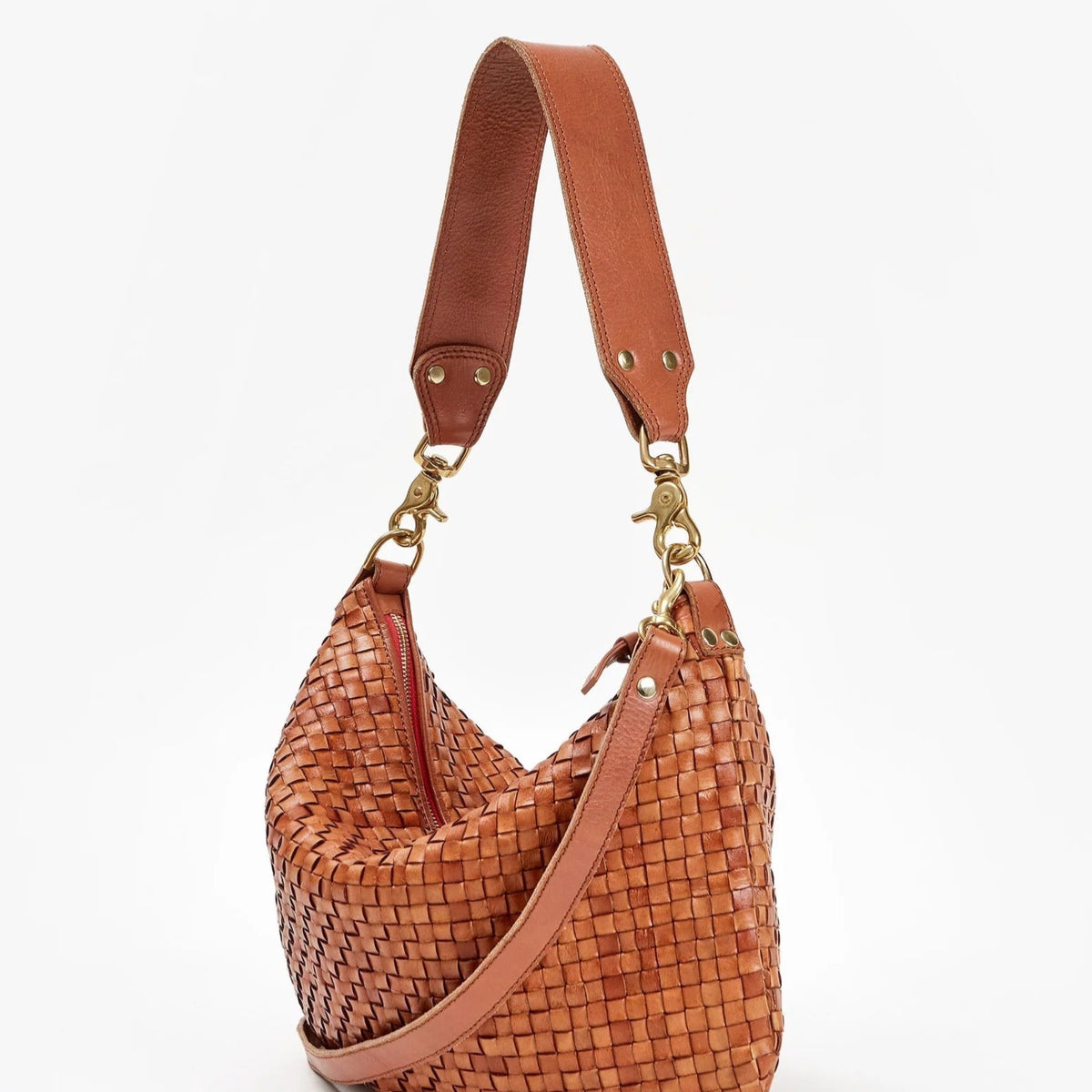 Moyen Messenger - Clare V.